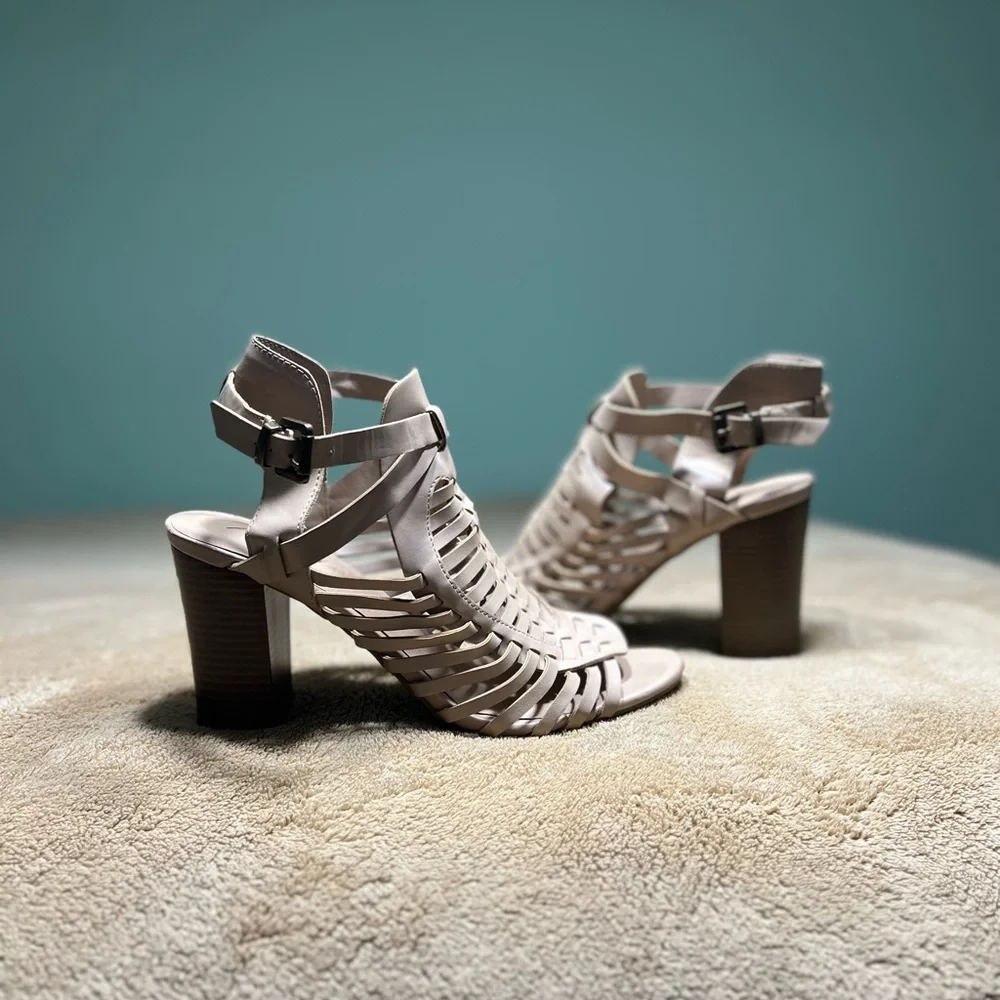 American Eagle heels - Picture 2 of 4